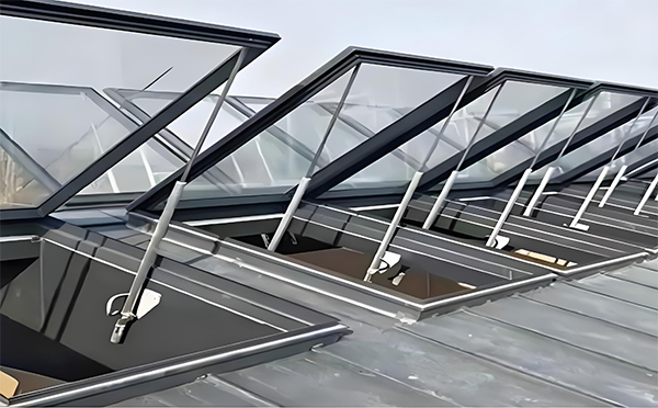 阿拉山口消防排烟窗