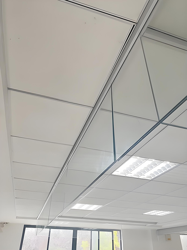 阿拉山口玻璃阿拉山口挡烟垂壁 阿拉山口玻璃阿拉山口挡烟垂壁