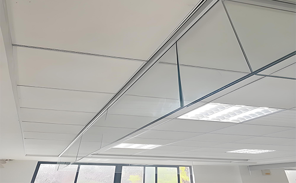 阿拉山口玻璃挡烟垂壁