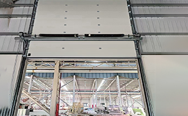 阿拉山口工业提升门