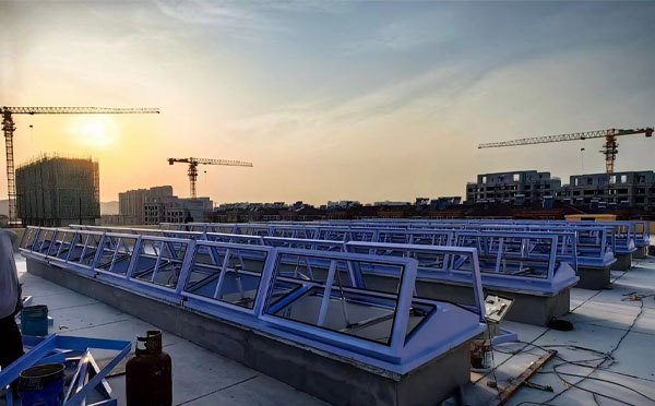 消防阿拉山口排烟窗工作原理