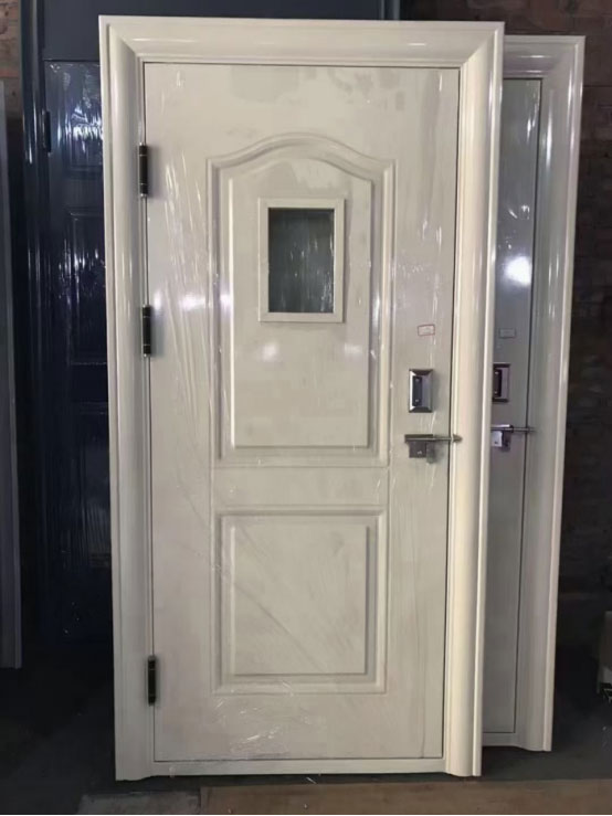 阿拉山口学校教室门 阿拉山口学校教室门