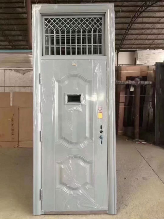 阿拉山口学校教室门 阿拉山口学校教室门