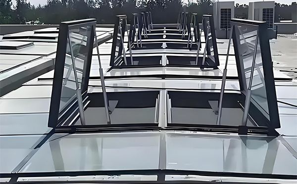 阿拉山口兰州阿拉山口排烟窗选型安装与维护实用指南